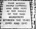 Sjećanje preživjelih holokausta ili sjećanje protiv boli Židovi, osuđeni na potpuno istrebljenje u getima i logorima smrti, tražili su putove za spas